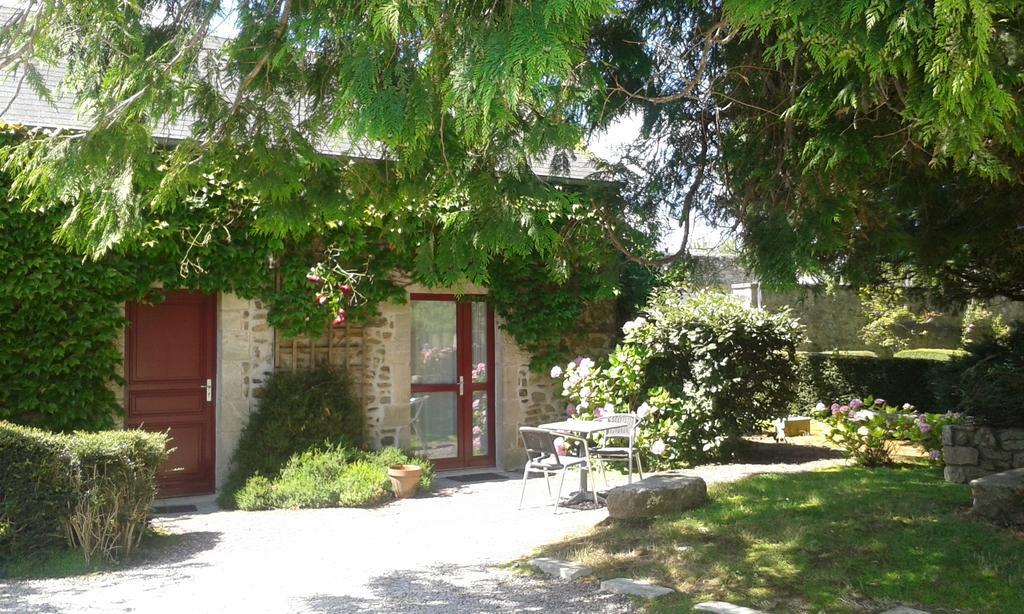 Hotel La Demeure Du Perron Quettehou Esterno foto