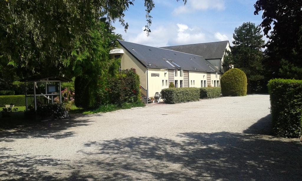 Hotel La Demeure Du Perron Quettehou Esterno foto